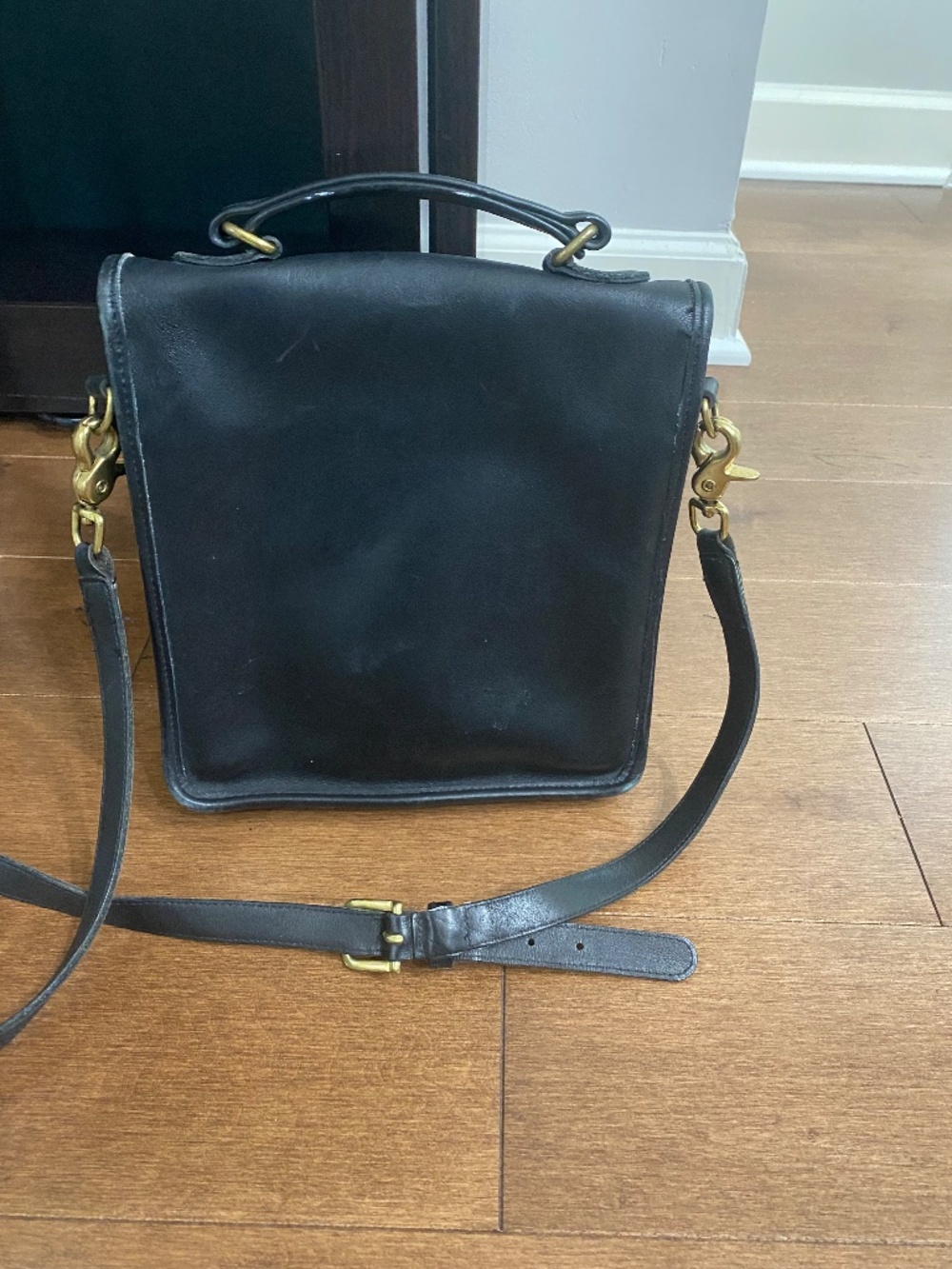 Coach leather station bag - Picture 2 of 5
